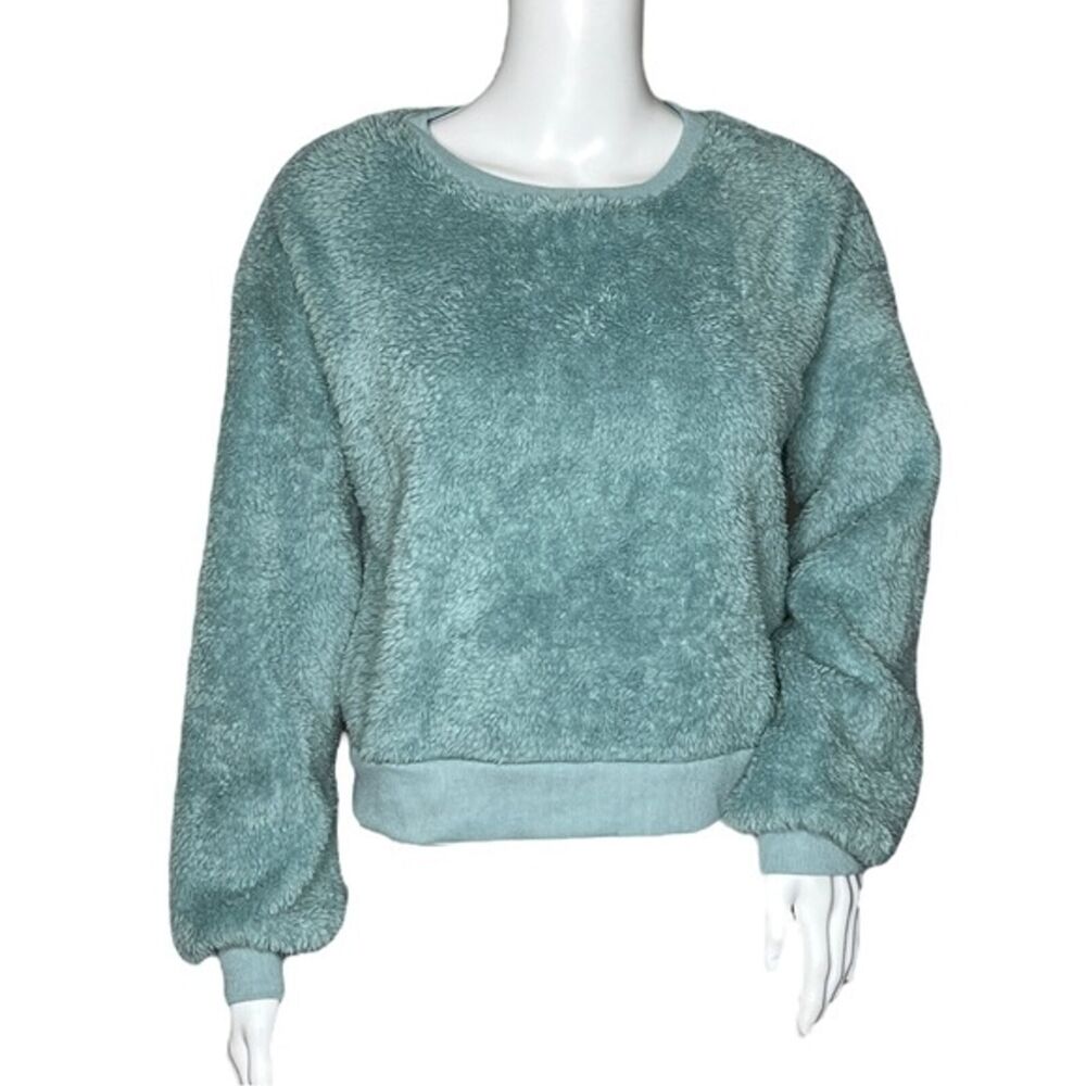 Derek Heart Shirt Womens Medium Aqua Blue Fuzzy Sweatshirt Casual Comfy Cozy